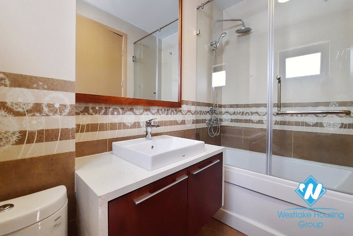 Comfortable one-bedroom apartment for rent in the center of Hai Ba Trung district near Vincom Ba Trieu